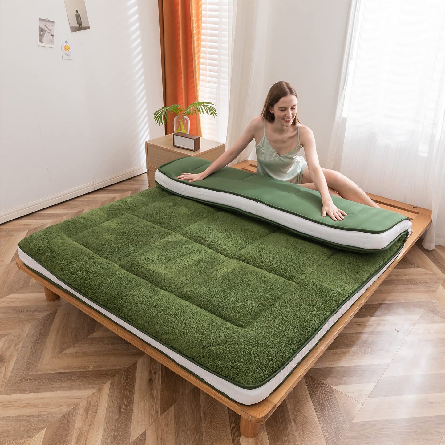 MAXYOYO Padded Sherpa Fleece Futon Mattress Japanese Style Floor Mattress Roll Up Mattress, Green