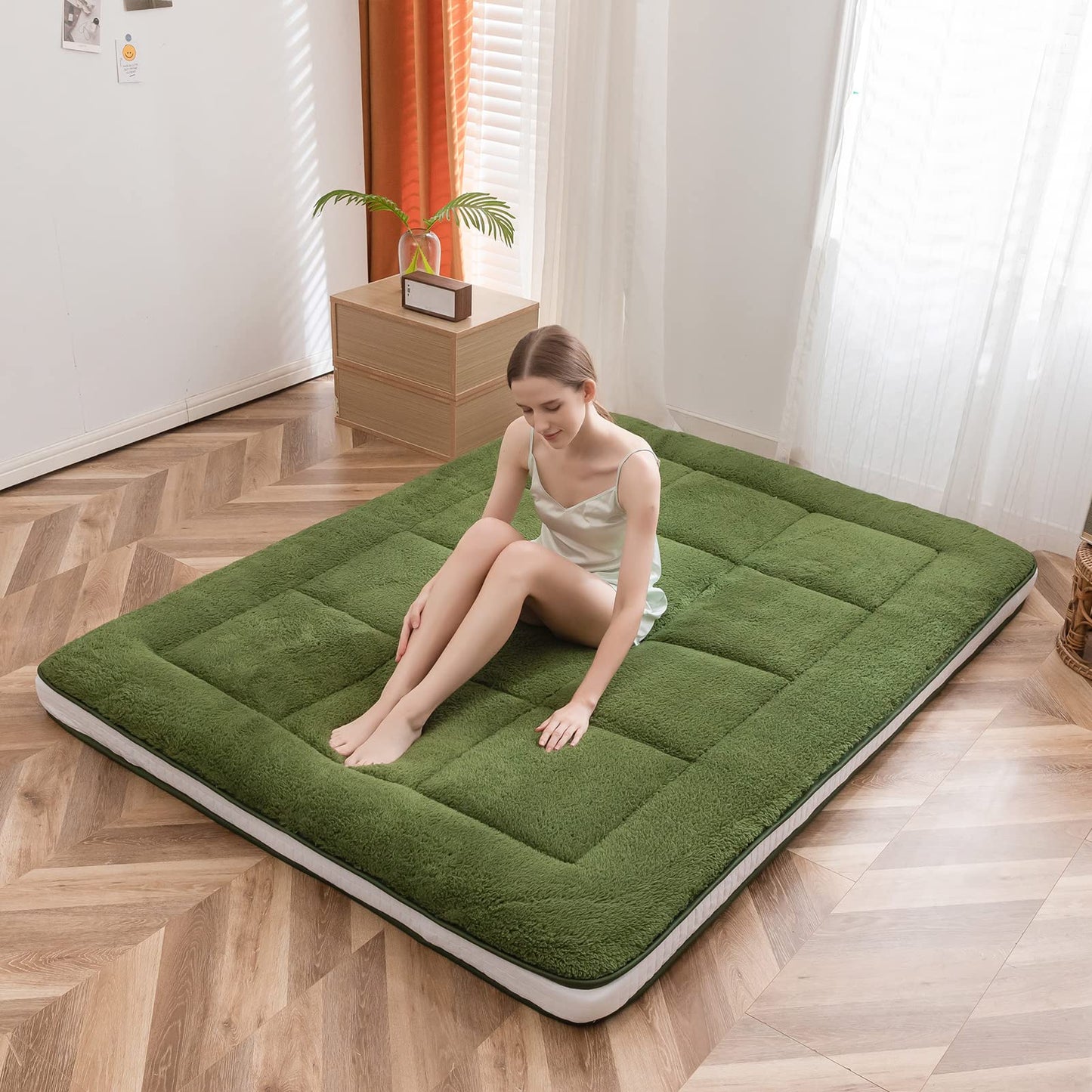 MAXYOYO Padded Sherpa Fleece Futon Mattress Japanese Style Floor Mattress Roll Up Mattress, Green